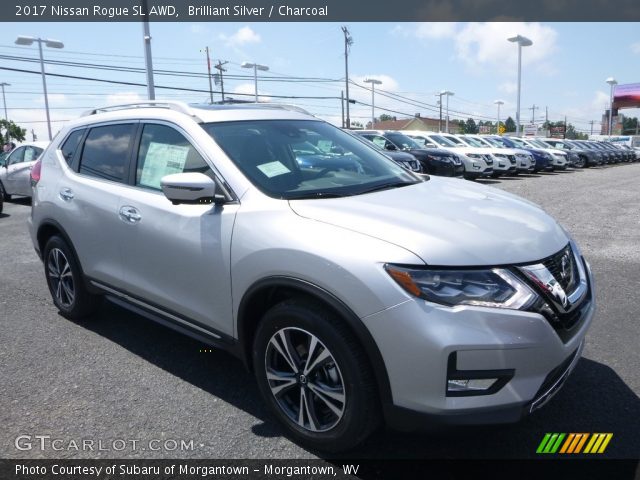2017 Nissan Rogue SL AWD in Brilliant Silver
