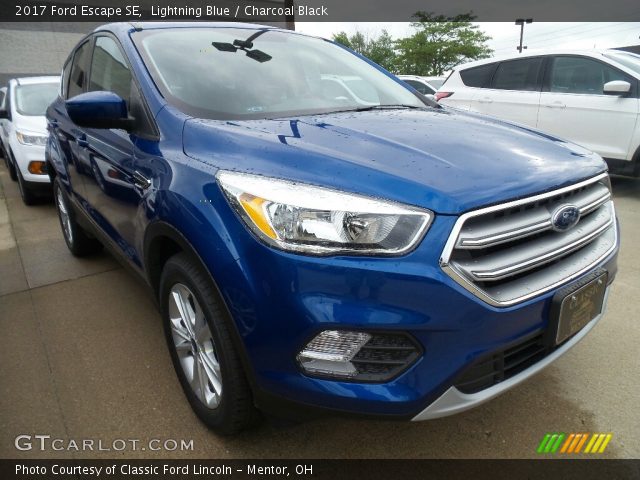 2017 Ford Escape SE in Lightning Blue