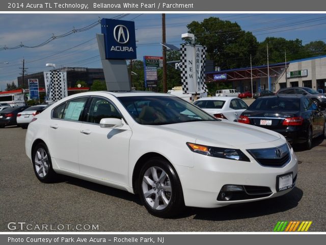 2014 Acura TL Technology in Bellanova White Pearl