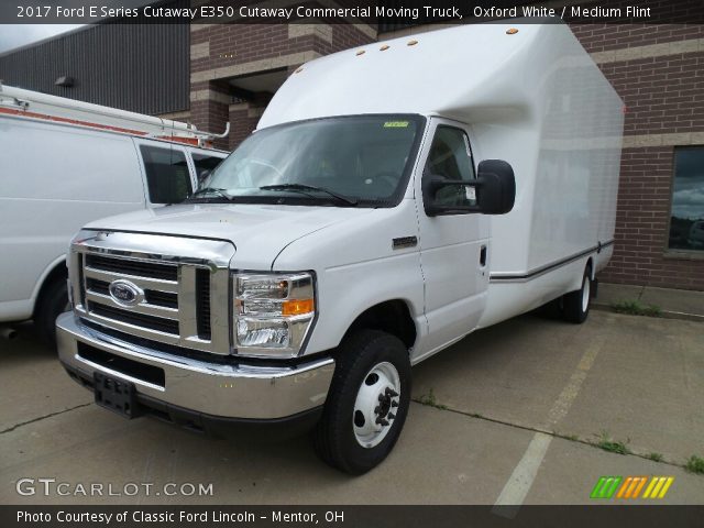 2017 Ford E Series Cutaway E350 Cutaway Commercial Moving Truck in Oxford White