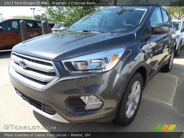 2017 Ford Escape SE 4WD in Magnetic