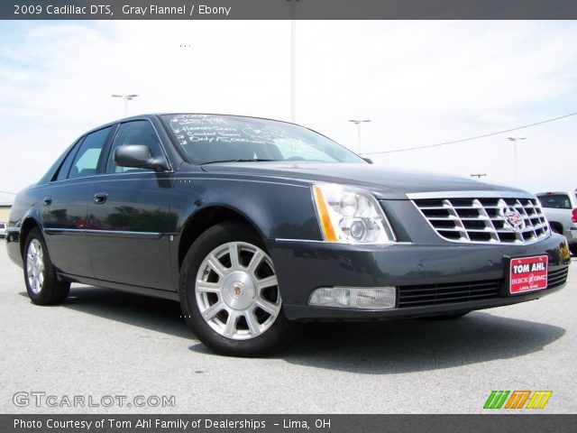 2009 Cadillac DTS  in Gray Flannel