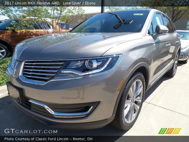 2017 Lincoln MKX Reserve AWD in Luxe Silver