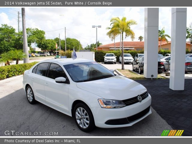 2014 Volkswagen Jetta SE Sedan in Pure White