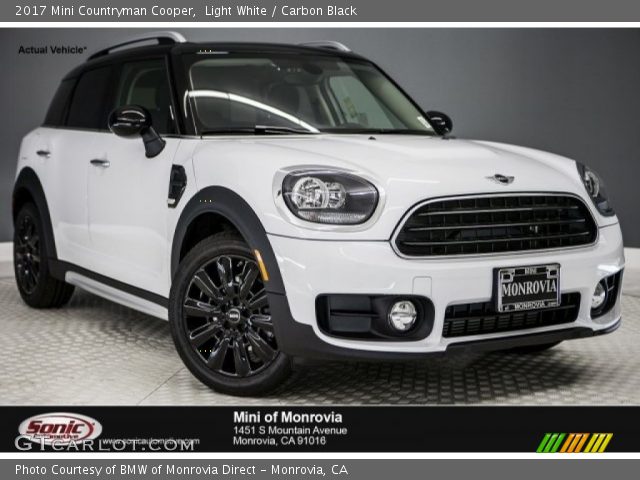 2017 Mini Countryman Cooper in Light White