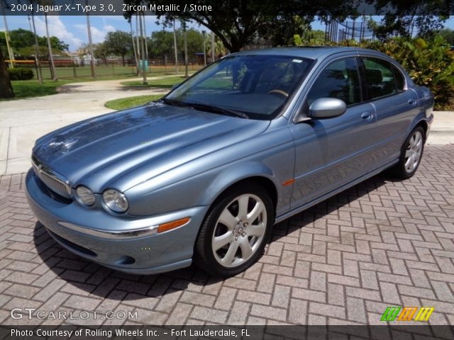 2004 Jaguar X-Type 3.0 in Zircon Metallic