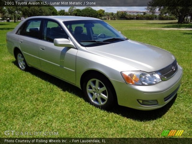 2001 Toyota Avalon XLS in Lunar Mist Metallic