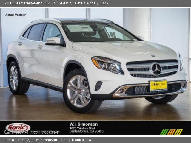 2017 Mercedes-Benz GLA 250 4Matic in Cirrus White