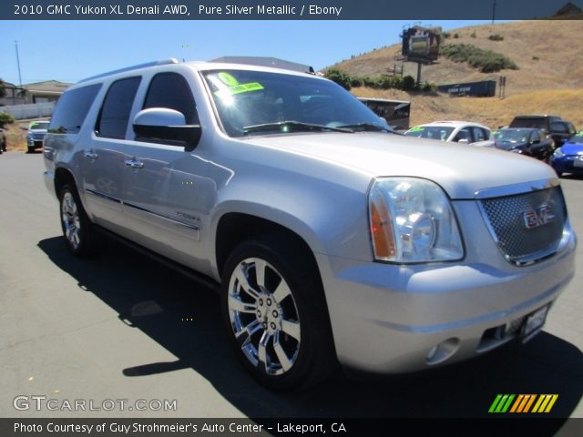 2010 GMC Yukon XL Denali AWD in Pure Silver Metallic