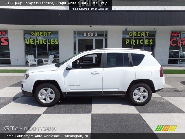 2017 Jeep Compass Latitude in Bright White