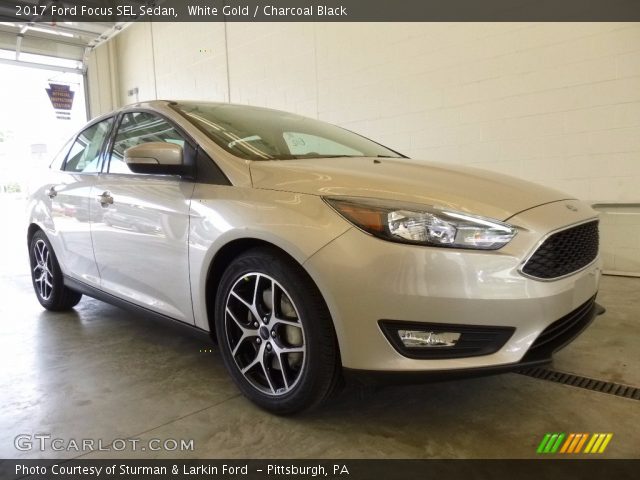 2017 Ford Focus SEL Sedan in White Gold