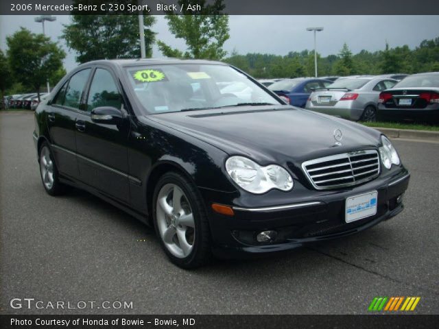 2006 Mercedes-Benz C 230 Sport in Black