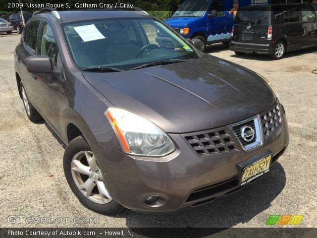 2009 Nissan Rogue S in Gotham Gray