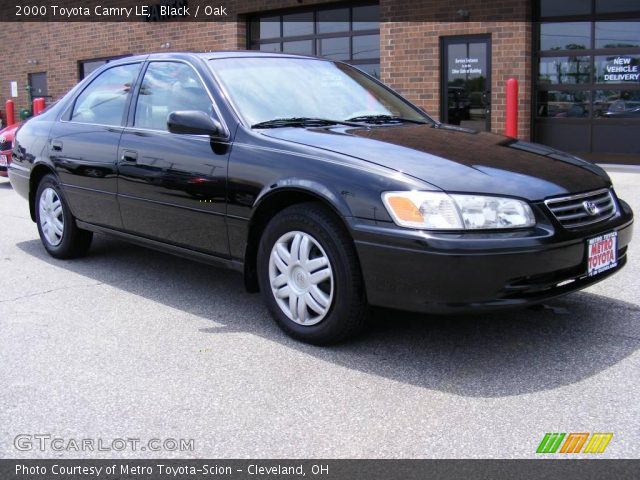2000 Toyota Camry LE in Black