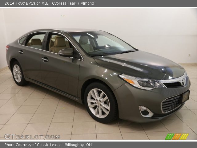 2014 Toyota Avalon XLE in Cypress Pearl