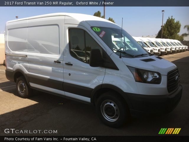 2017 Ford Transit Van 250 MR Regular in Oxford White