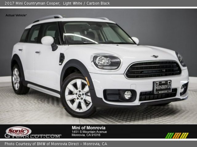 2017 Mini Countryman Cooper in Light White