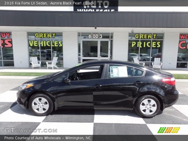 2016 Kia Forte LX Sedan in Aurora Black Pearl