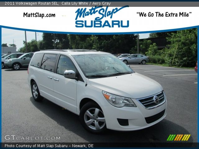 2011 Volkswagen Routan SEL in Calla Lily White