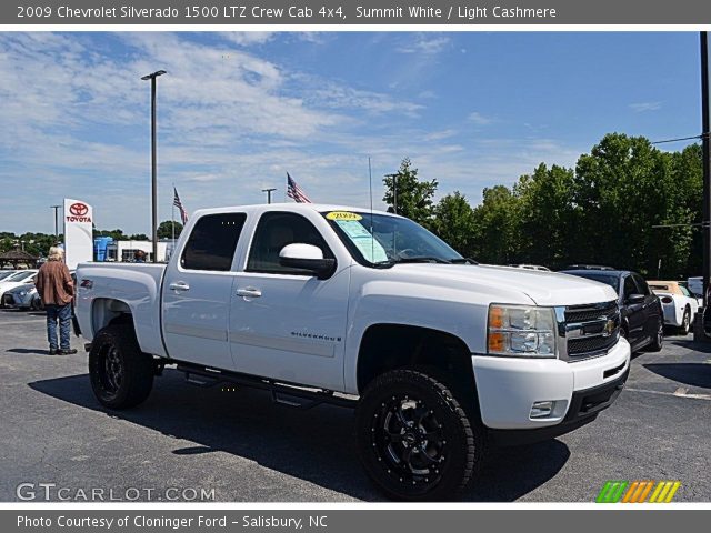 2009 Chevrolet Silverado 1500 LTZ Crew Cab 4x4 in Summit White