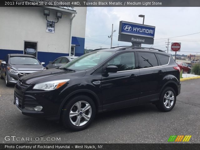 2013 Ford Escape SE 2.0L EcoBoost 4WD in Tuxedo Black Metallic