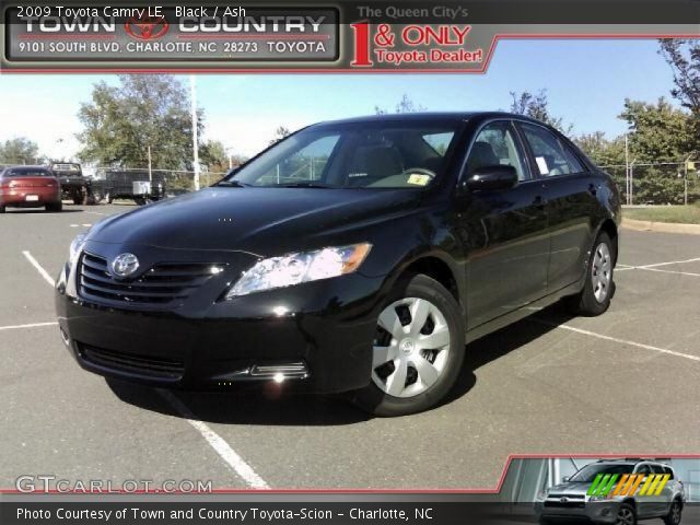 2009 Toyota Camry LE in Black