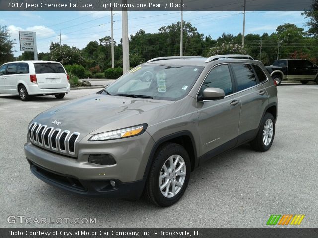 2017 Jeep Cherokee Latitude in Light Brownstone Pearl
