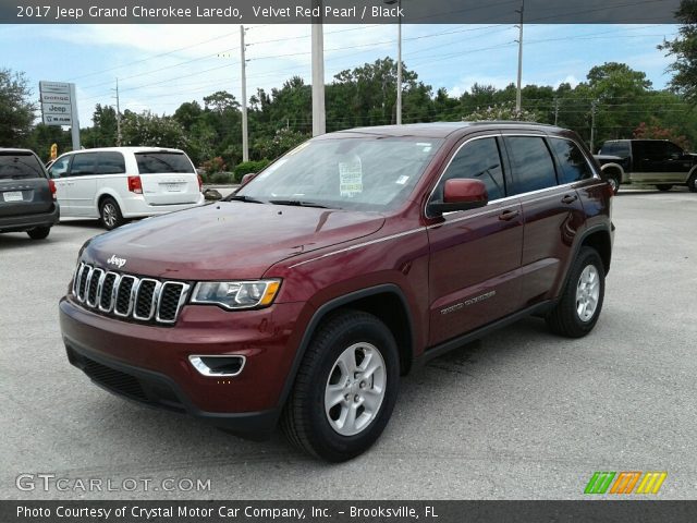 2017 Jeep Grand Cherokee Laredo in Velvet Red Pearl