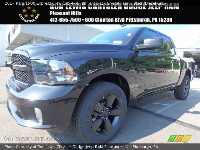 2017 Ram 1500 Express Crew Cab 4x4 in Brilliant Black Crystal Pearl