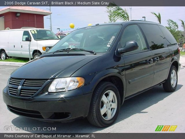2006 Dodge Caravan SXT in Brilliant Black