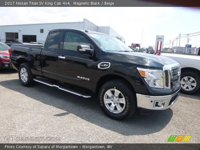 2017 Nissan Titan SV King Cab 4x4 in Magnetic Black