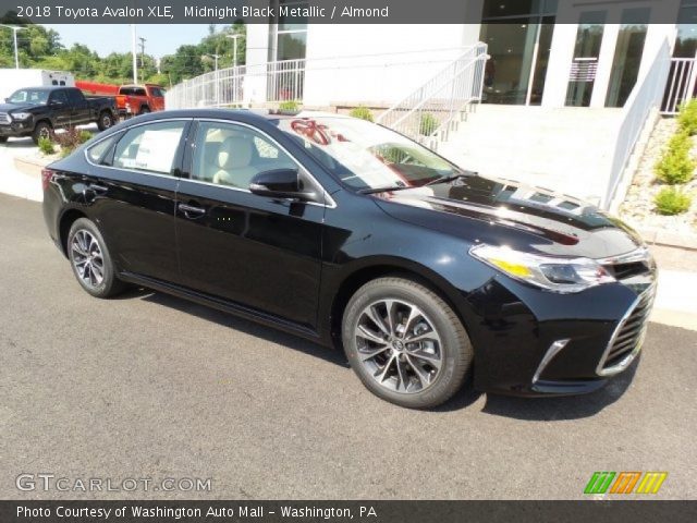 2018 Toyota Avalon XLE in Midnight Black Metallic