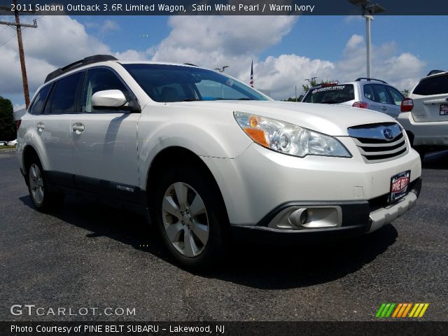 2011 Subaru Outback 3.6R Limited Wagon in Satin White Pearl