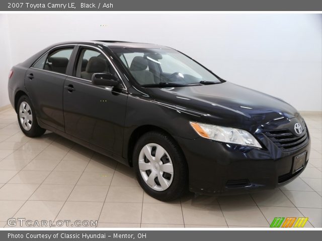 2007 Toyota Camry LE in Black