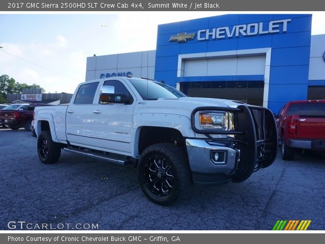 2017 GMC Sierra 2500HD SLT Crew Cab 4x4 in Summit White