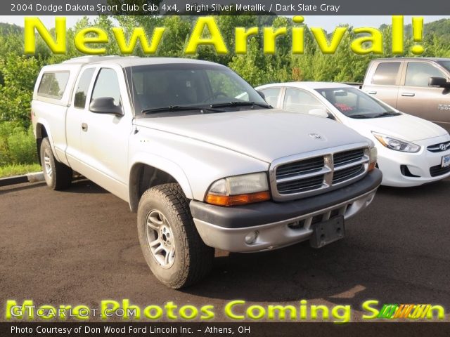 2004 Dodge Dakota Sport Club Cab 4x4 in Bright Silver Metallic