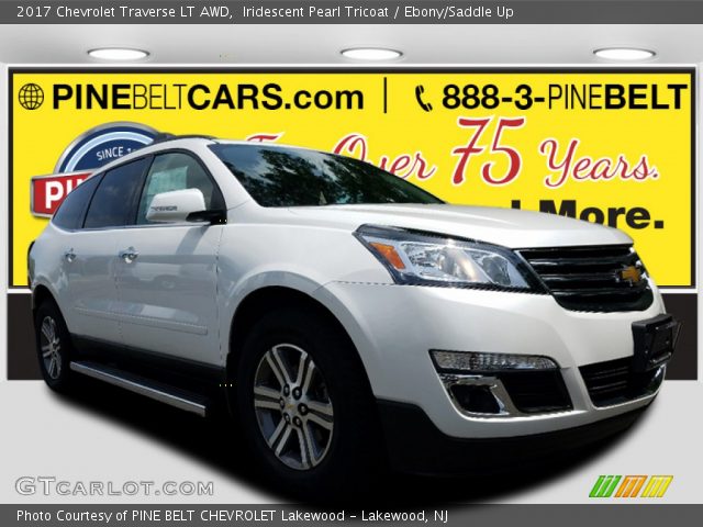 2017 Chevrolet Traverse LT AWD in Iridescent Pearl Tricoat