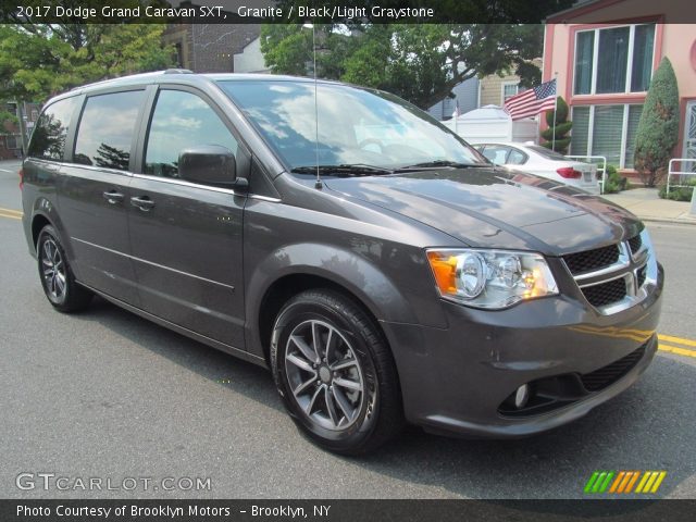 2017 Dodge Grand Caravan SXT in Granite