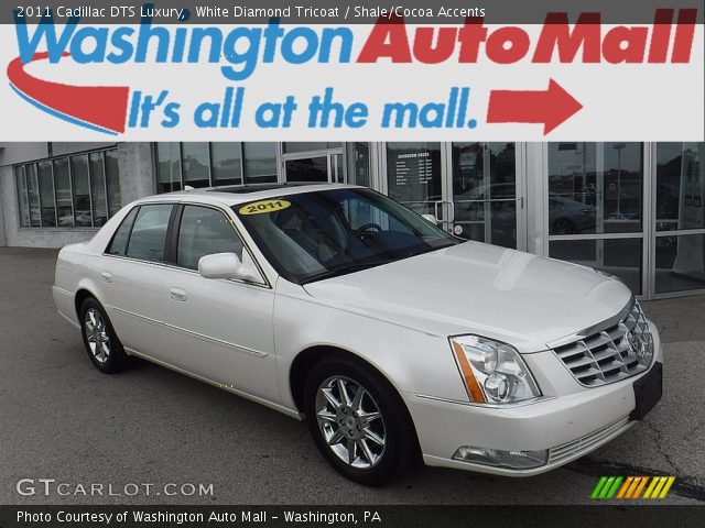 2011 Cadillac DTS Luxury in White Diamond Tricoat