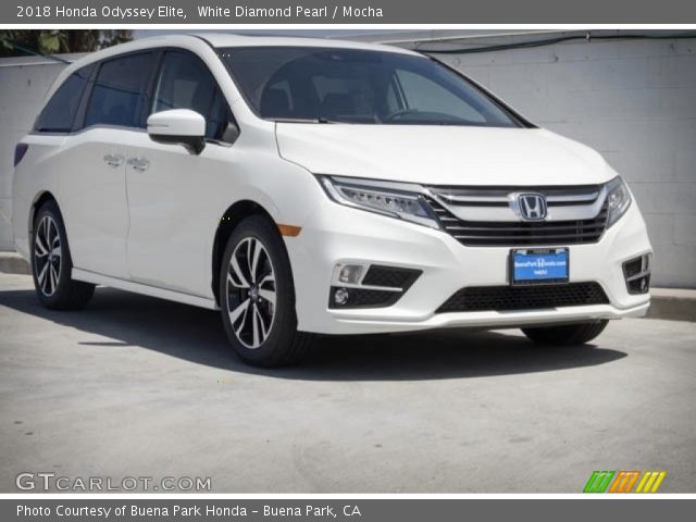 2018 Honda Odyssey Elite in White Diamond Pearl