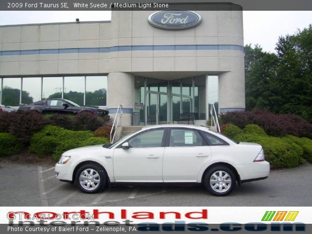 2009 Ford Taurus SE in White Suede