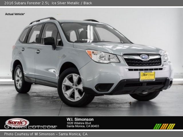 2016 Subaru Forester 2.5i in Ice Silver Metallic