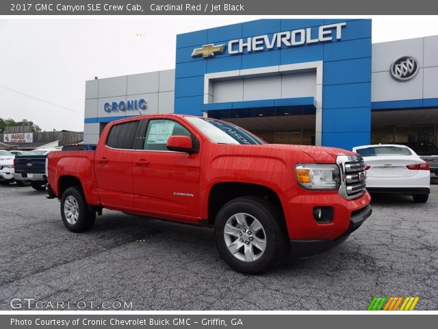 2017 GMC Canyon SLE Crew Cab in Cardinal Red