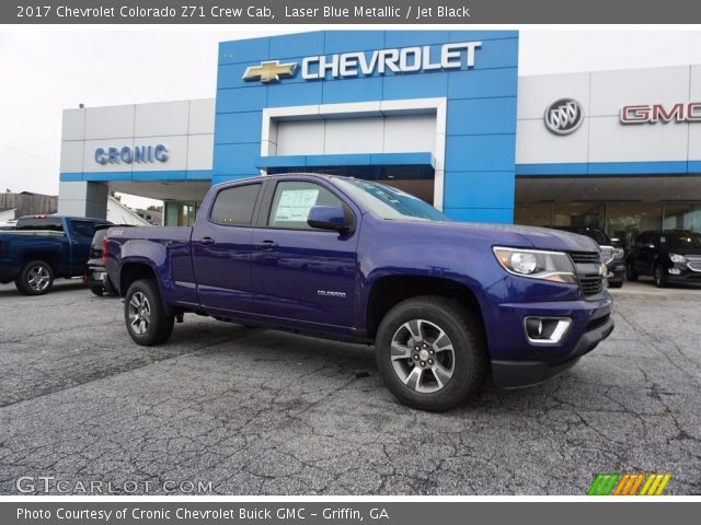 2017 Chevrolet Colorado Z71 Crew Cab in Laser Blue Metallic