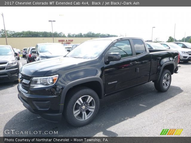 2017 Chevrolet Colorado WT Extended Cab 4x4 in Black