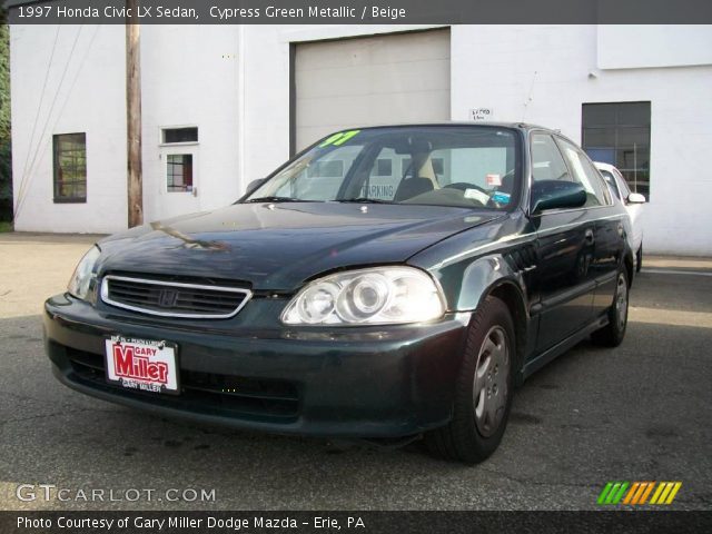 1997 Honda Civic LX Sedan in Cypress Green Metallic