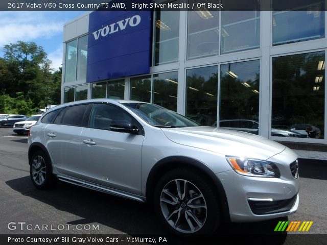 2017 Volvo V60 Cross Country T5 AWD in Bright Silver Metallic