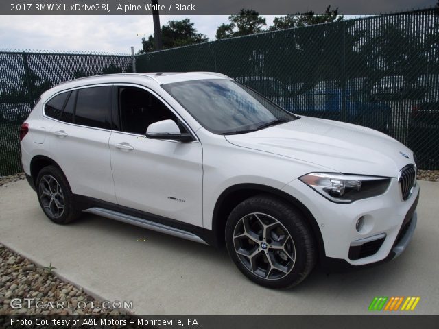 2017 BMW X1 xDrive28i in Alpine White