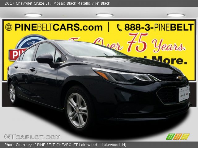 2017 Chevrolet Cruze LT in Mosaic Black Metallic