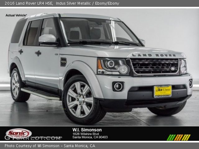 2016 Land Rover LR4 HSE in Indus Silver Metallic